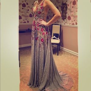 Primavera couture prom dress